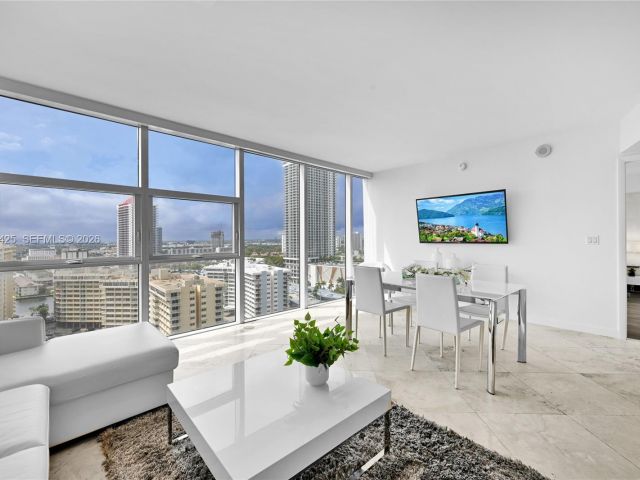 Apartment for sale  Unit #1907 - photo 7412383