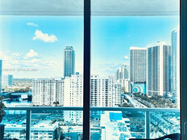 1-bedroom condo for rent in Hallandale Beach - 1945 S Ocean Dr 1812 - MondialRealty