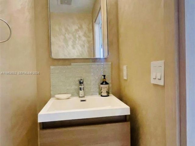 1-bedroom condo for rent in Hallandale Beach - 1945 S Ocean Dr 1812 - MondialRealty