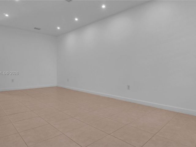 Home for sale at 8678 NW 113th Ct - photo 7427298