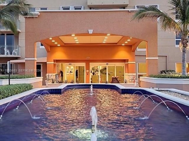 Apartment for rent  Unit # - photo 7498366