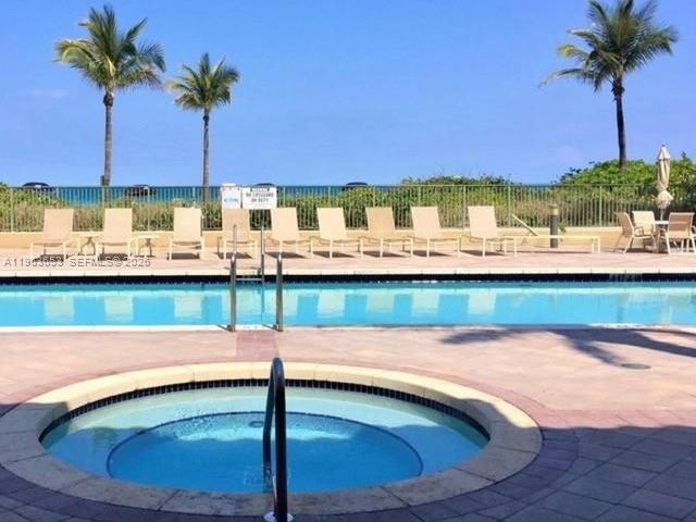 Apartment for rent  Unit # - photo 7498369