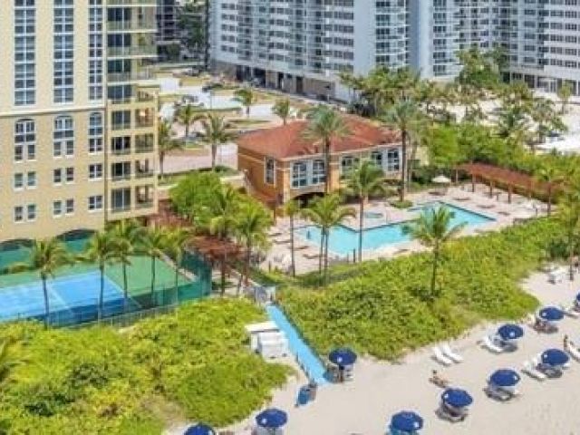 Apartment for rent  Unit # - photo 7498370