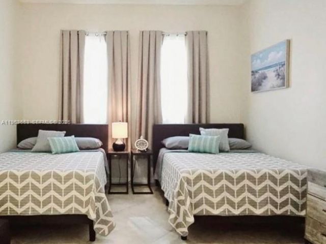 Apartment for rent  Unit # - photo 7498377