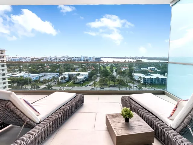 2-bedroom condo for sale in Bal Harbour - 10201 Collins Ave 1205 - MondialRealty