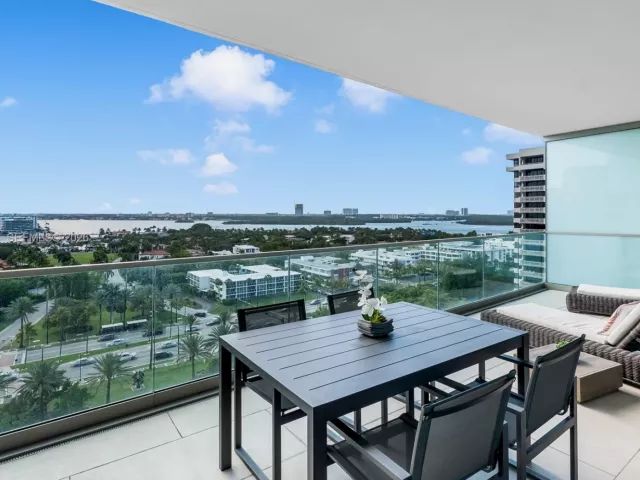 2-bedroom condo for sale in Bal Harbour - 10201 Collins Ave 1205 - MondialRealty
