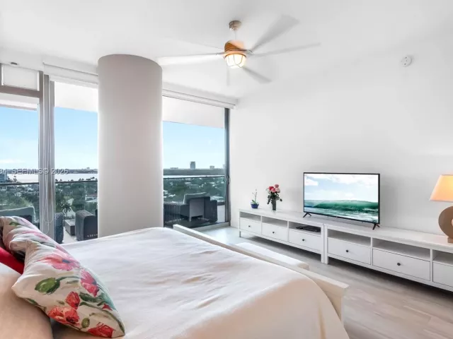 2-bedroom condo for sale in Bal Harbour - 10201 Collins Ave 1205 - MondialRealty