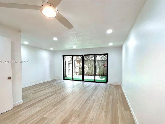 Home for sale at 499 SE 13th St 7E - photo 7411089