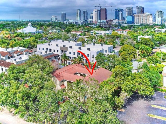 Home for sale at 499 SE 13th St 7E - photo 7411100