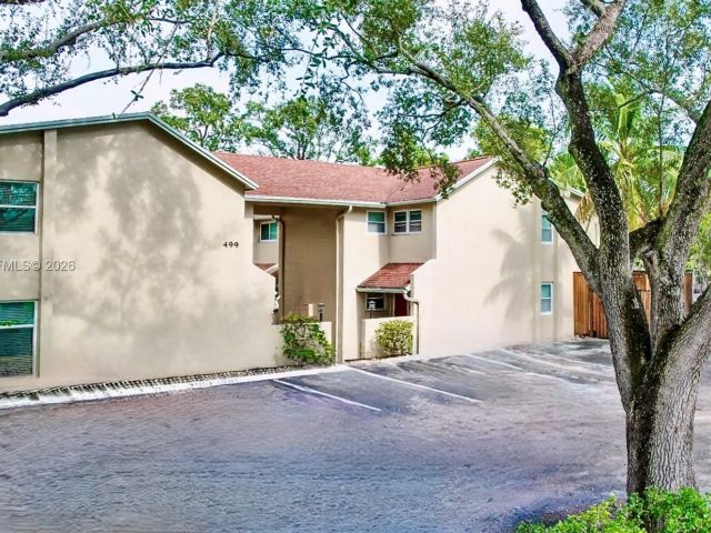 Home for sale at 499 SE 13th St 7E - photo 7411101