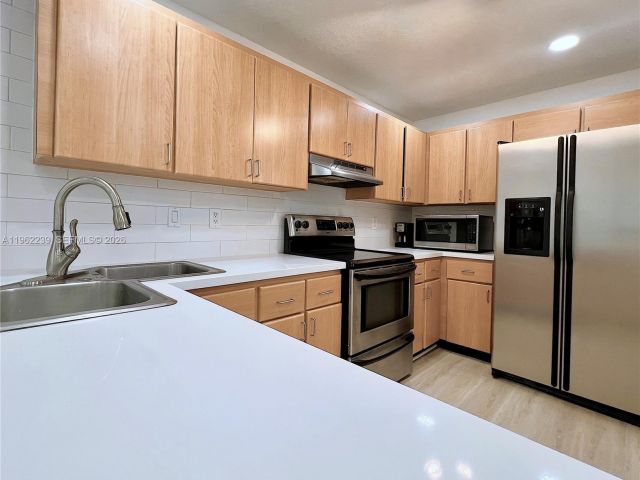 Home for sale at 499 SE 13th St 7E - photo 7411103