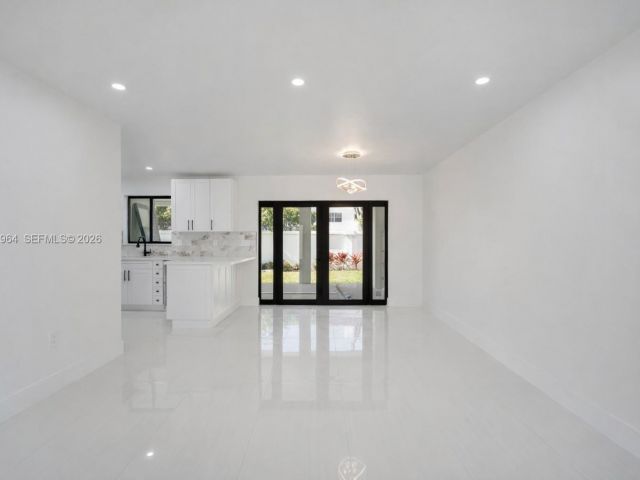 Home for sale at 1406 SW 104th Ct - photo 7509096