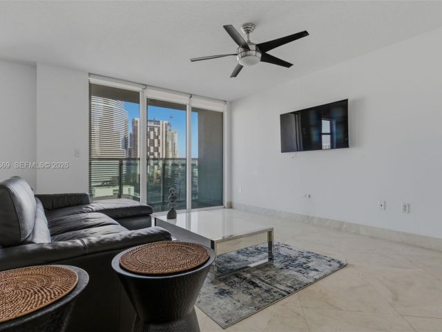 Apartment for rent  Unit #2301 - photo 7434841