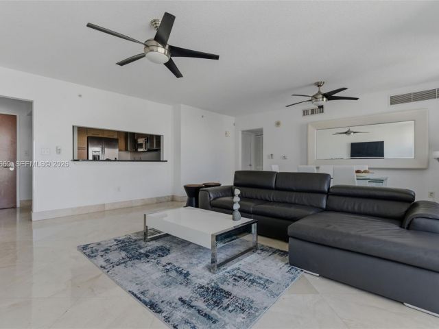 Apartment for rent  Unit #2301 - photo 7434847