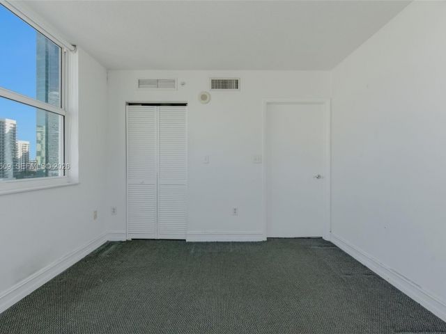 Apartment for rent  Unit #2301 - photo 7434866