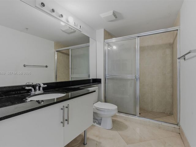 Apartment for rent  Unit #2301 - photo 7434869