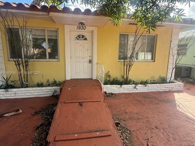 Home for sale at 1930 Pierce St - photo 7428079