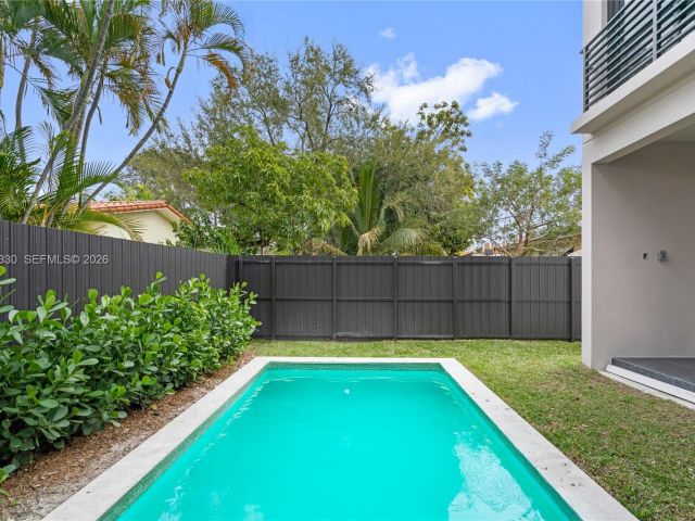 Home for sale at 1431 SW 20th St - photo 7466127