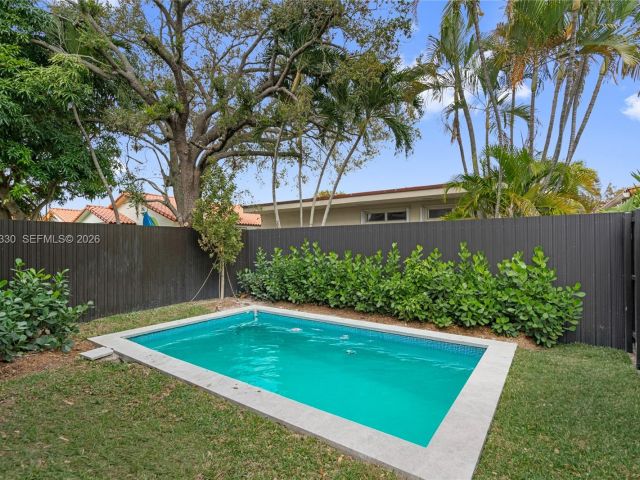 Home for sale at 1431 SW 20th St - photo 7466128