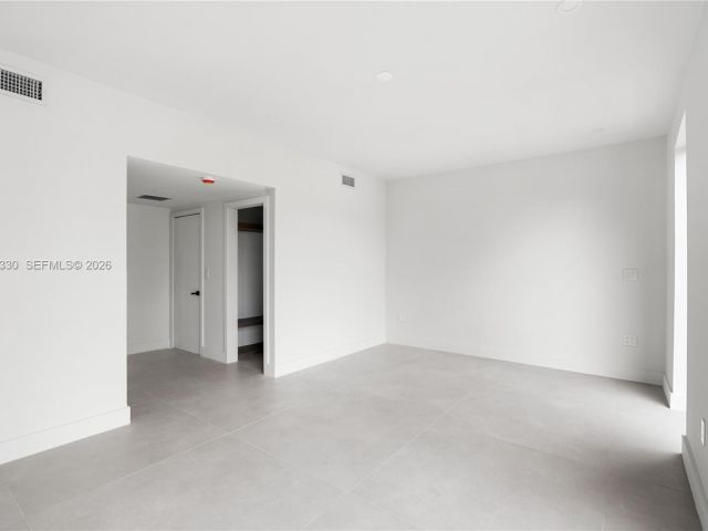 Home for sale at 1431 SW 20th St - photo 7466140