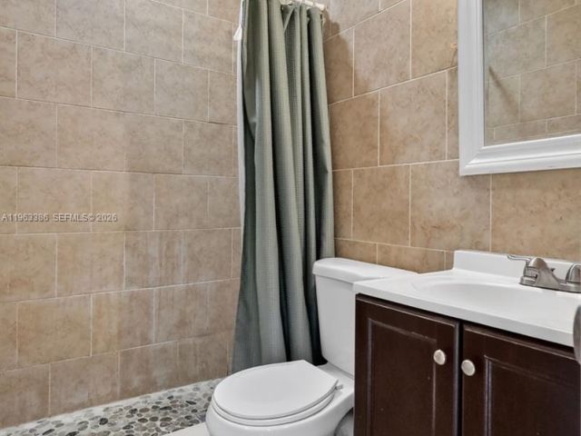2-bedroom home for rent in Miami - 1880 NW 69th St - MondialRealty