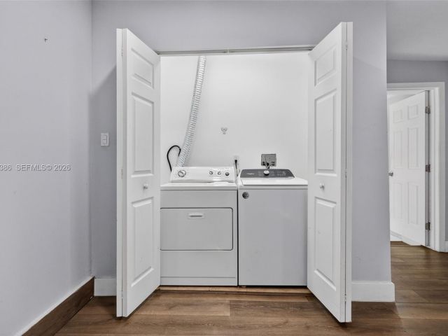 2-bedroom home for rent in Miami - 1880 NW 69th St - MondialRealty