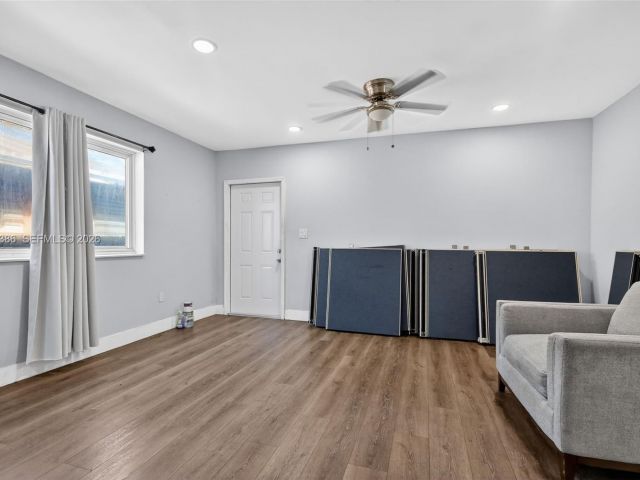 2-bedroom home for rent in Miami - 1880 NW 69th St - MondialRealty
