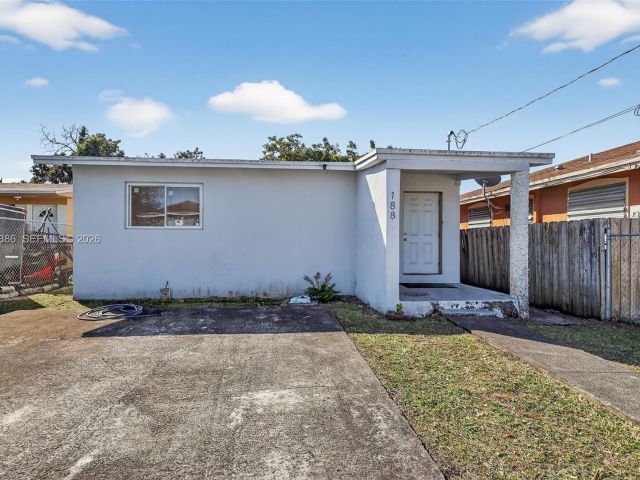 2-bedroom home for rent in Miami - 1880 NW 69th St - MondialRealty