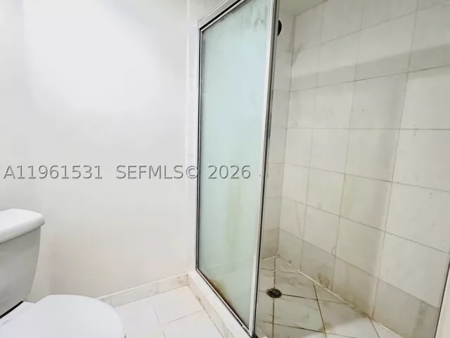 2-bedroom condo for sale in Aventura - 3530 Mystic Pointe Dr 2605 - MondialRealty