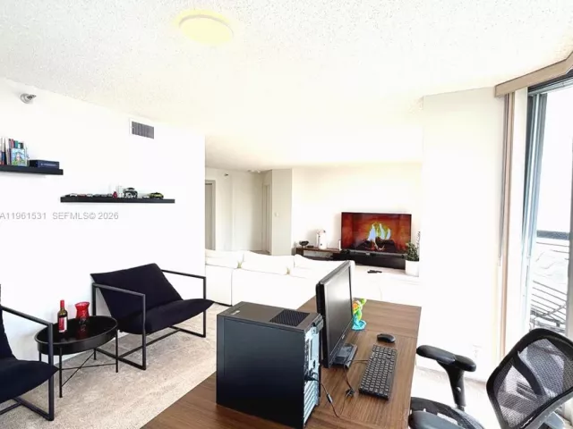 2-bedroom condo for sale in Aventura - 3530 Mystic Pointe Dr 2605 - MondialRealty