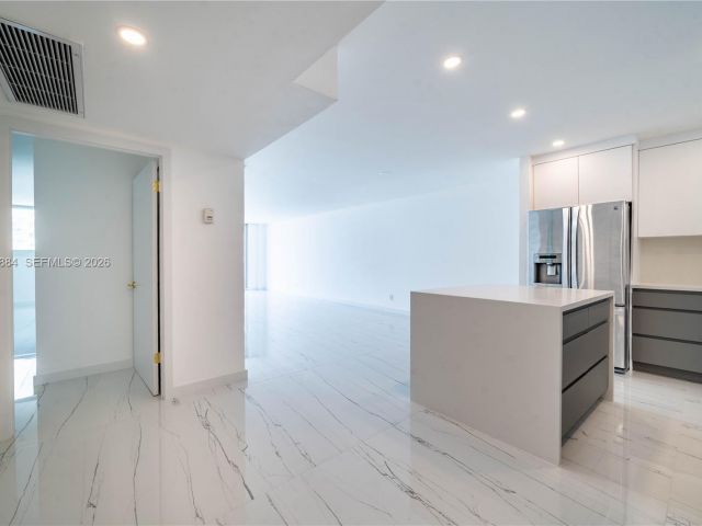 Apartment for sale  Unit #1105 - photo 7492249