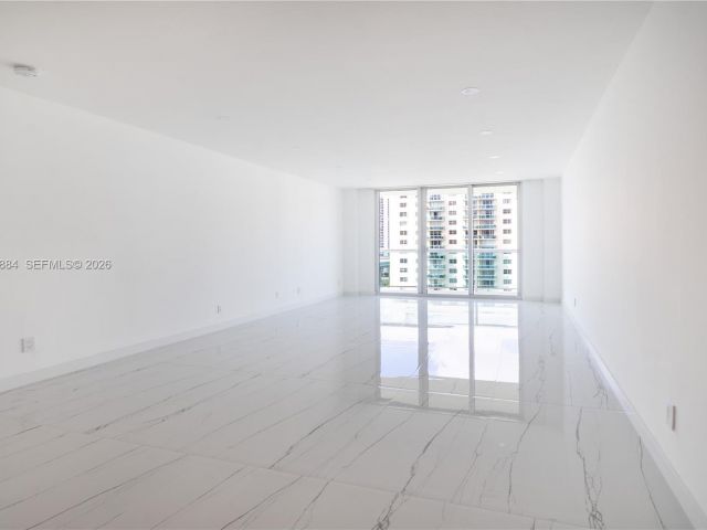 Apartment for sale  Unit #1105 - photo 7492251