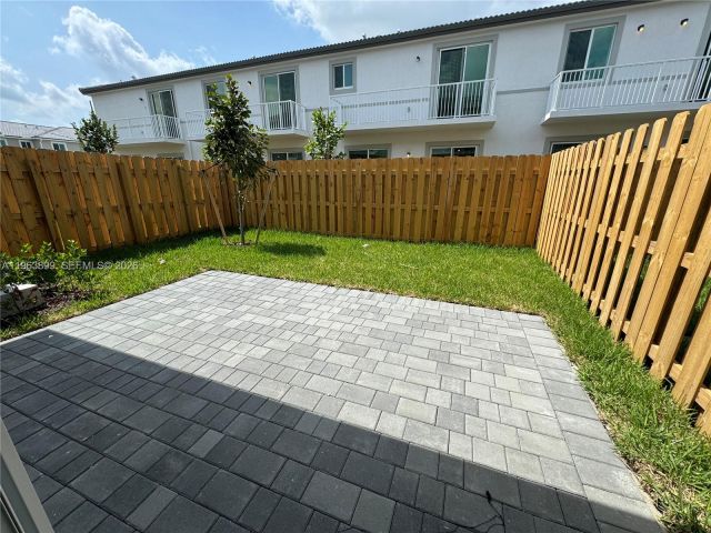 3-bedroom home for rent in Homestead - 738 SE 13 ct . - MondialRealty