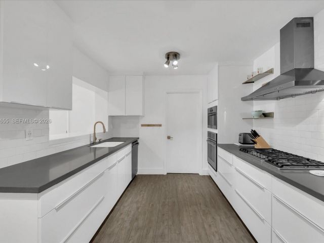 Home for sale at 8100 SW 92nd Ct - photo 7464454