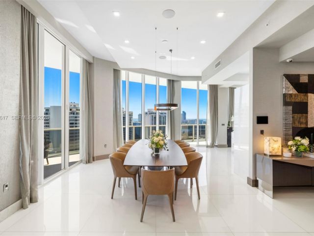 Apartment for sale  Unit #PH-1 - photo 7441298