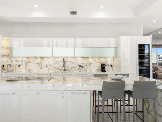 Apartment for sale  Unit #PH-1 - photo 7441305