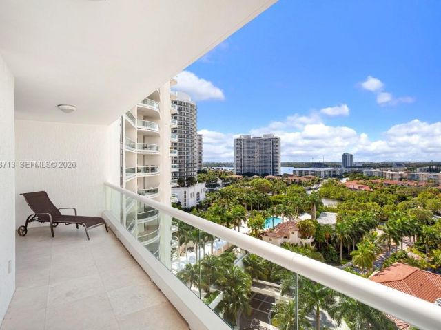 Apartment for rent  Unit #1404 - photo 7415644