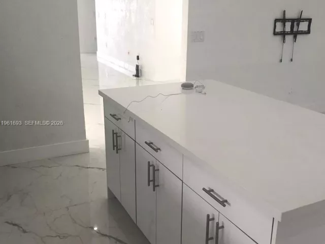 3-bedroom home for sale in Miami Gardens - 5531 NW 188th St - MondialRealty