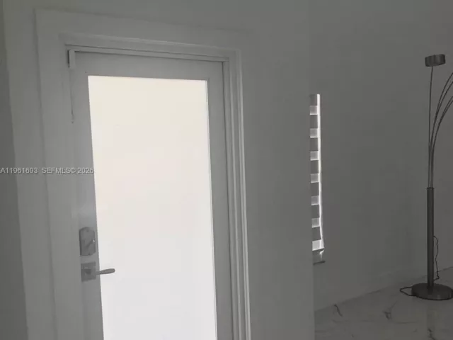 3-bedroom home for sale in Miami Gardens - 5531 NW 188th St - MondialRealty