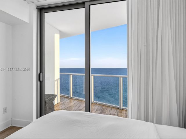 Apartment for sale  Unit #3703 - photo 7415093