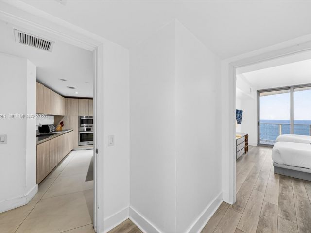 Apartment for sale  Unit #3703 - photo 7415096