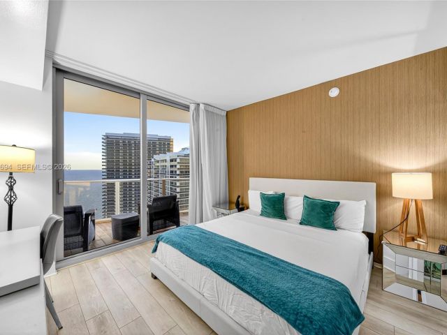 Apartment for sale  Unit #3703 - photo 7415099