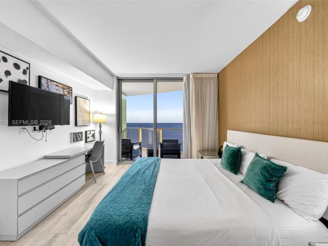 Apartment for sale  Unit #3703 - photo 7415101