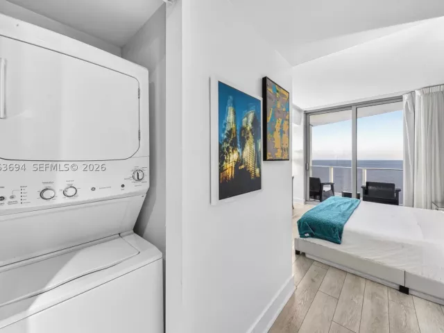2-bedroom condo for sale in Hollywood - 4111 S Ocean Dr 3703 - MondialRealty
