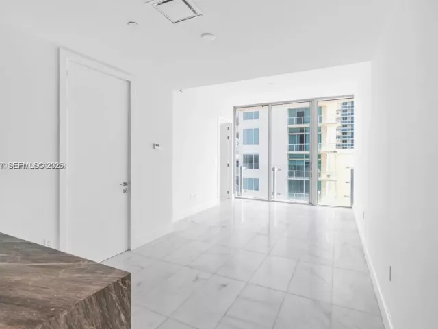 1-bedroom condo for sale in Miami - 700 NE 26th Ter 804 - MondialRealty