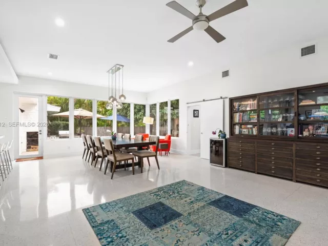 4-bedroom home for sale in Miami Beach - 4595 N Jefferson Ave - MondialRealty