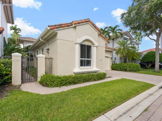 Home for sale at 1408 Mariner Way - photo 7517515