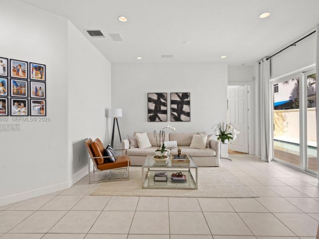 Home for sale at 1408 Mariner Way - photo 7517524