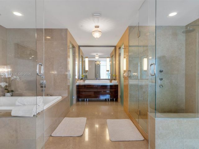 Apartment for rent  Unit #S-403 - photo 7413302