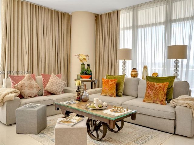 Apartment for rent  Unit #S-403 - photo 7413320